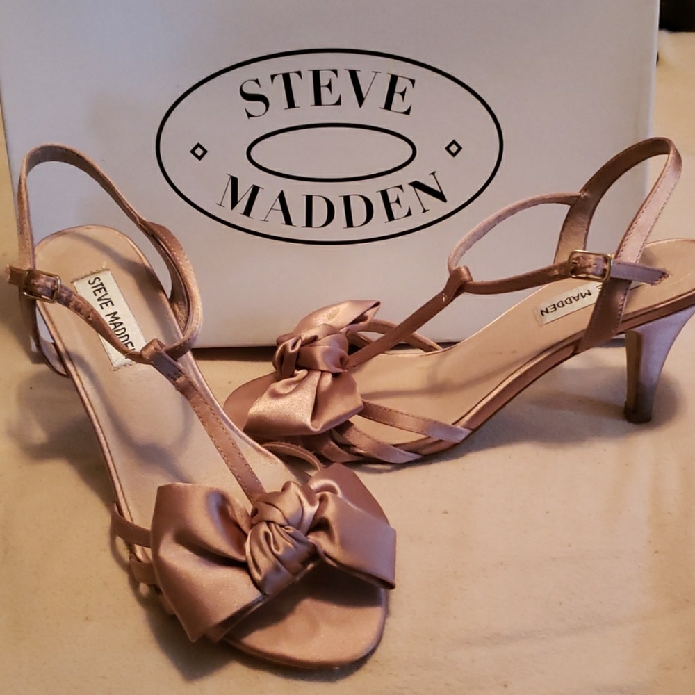 Steve Madden rose heel